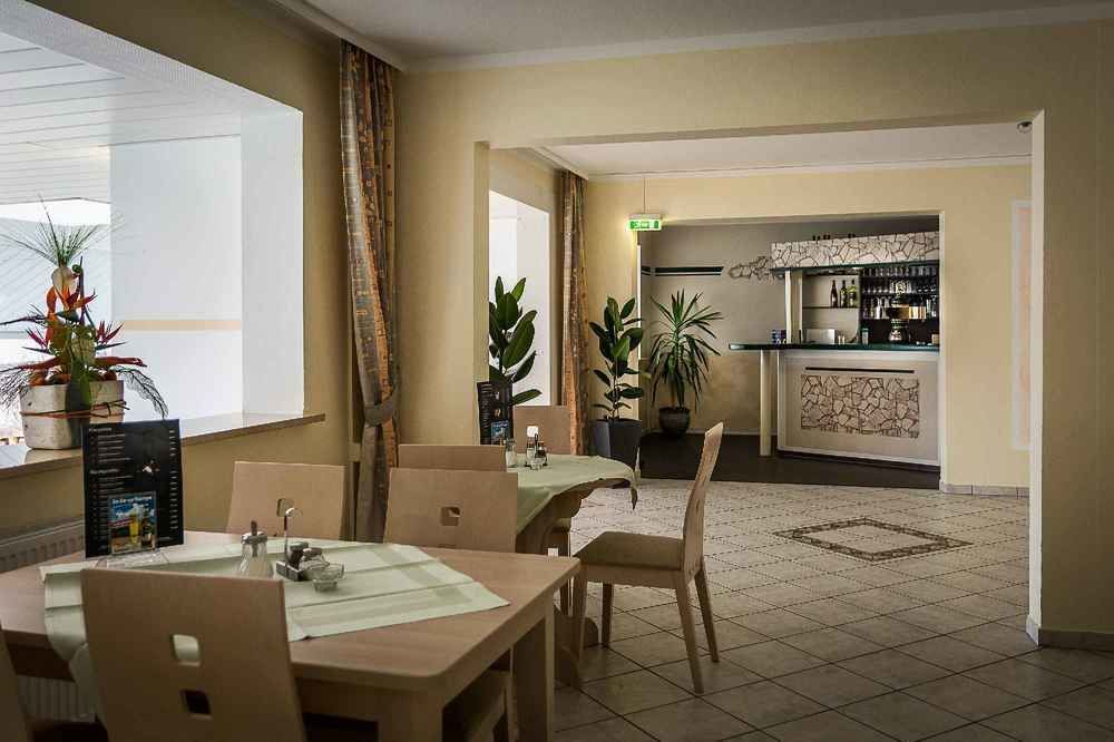 Hotel Weimarer Berg Apolda Exterior photo